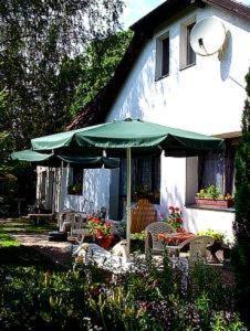 Lakeside Bed And Breakfast Berlin - Pension Am See ฟัลเคนซี ภายนอก รูปภาพ