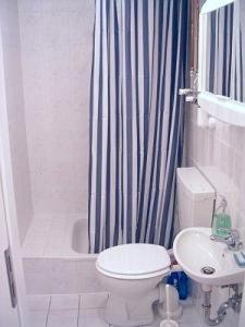 Lakeside Bed And Breakfast Berlin - Pension Am See ฟัลเคนซี ภายนอก รูปภาพ